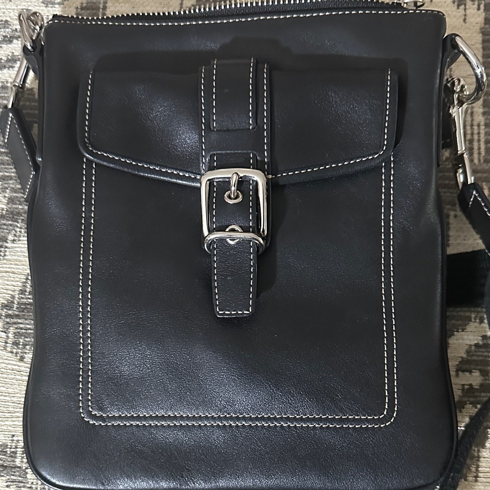 Stylish Black LeatherBag